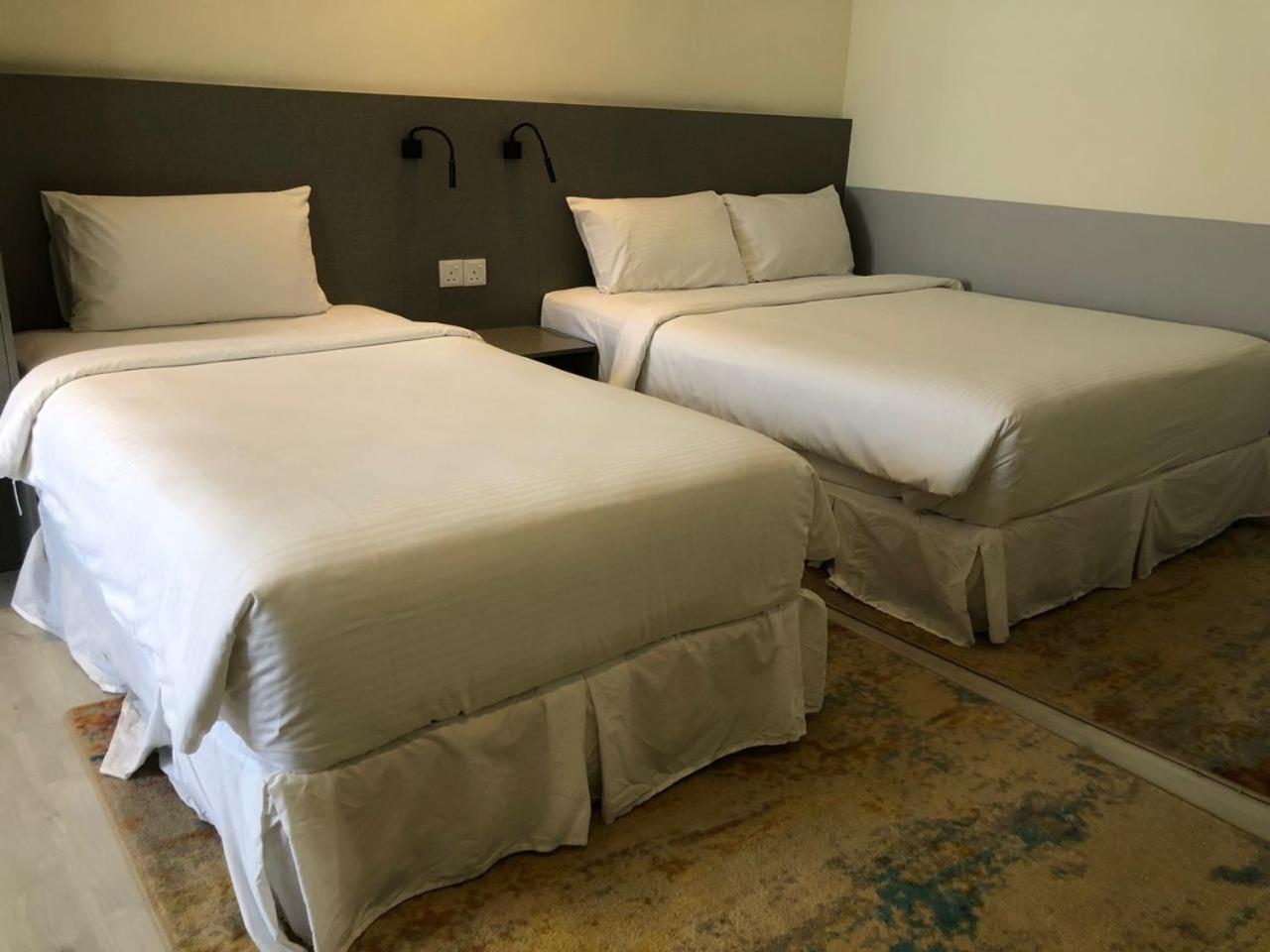 Hutton Suite Hotel Managed By The Ascott Limited 乔治敦 外观 照片
